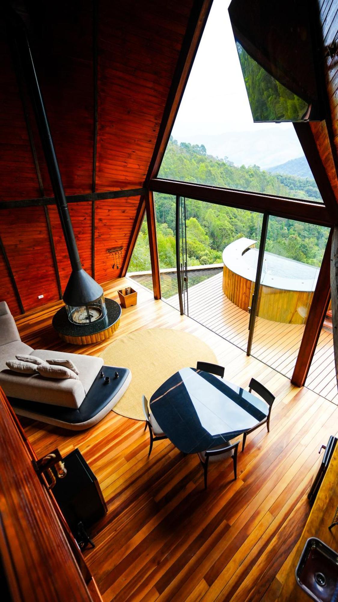 Chale Boutique- * Campos do Jordao